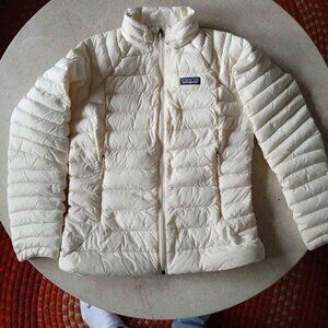 Patagonia Women down's sweater size small